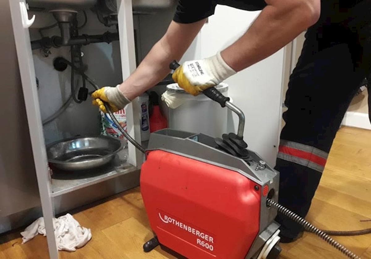 Duş gideri açma ve banyo tıkanıklık servisi